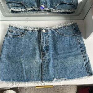 Denim Frayed Hem Skirt
